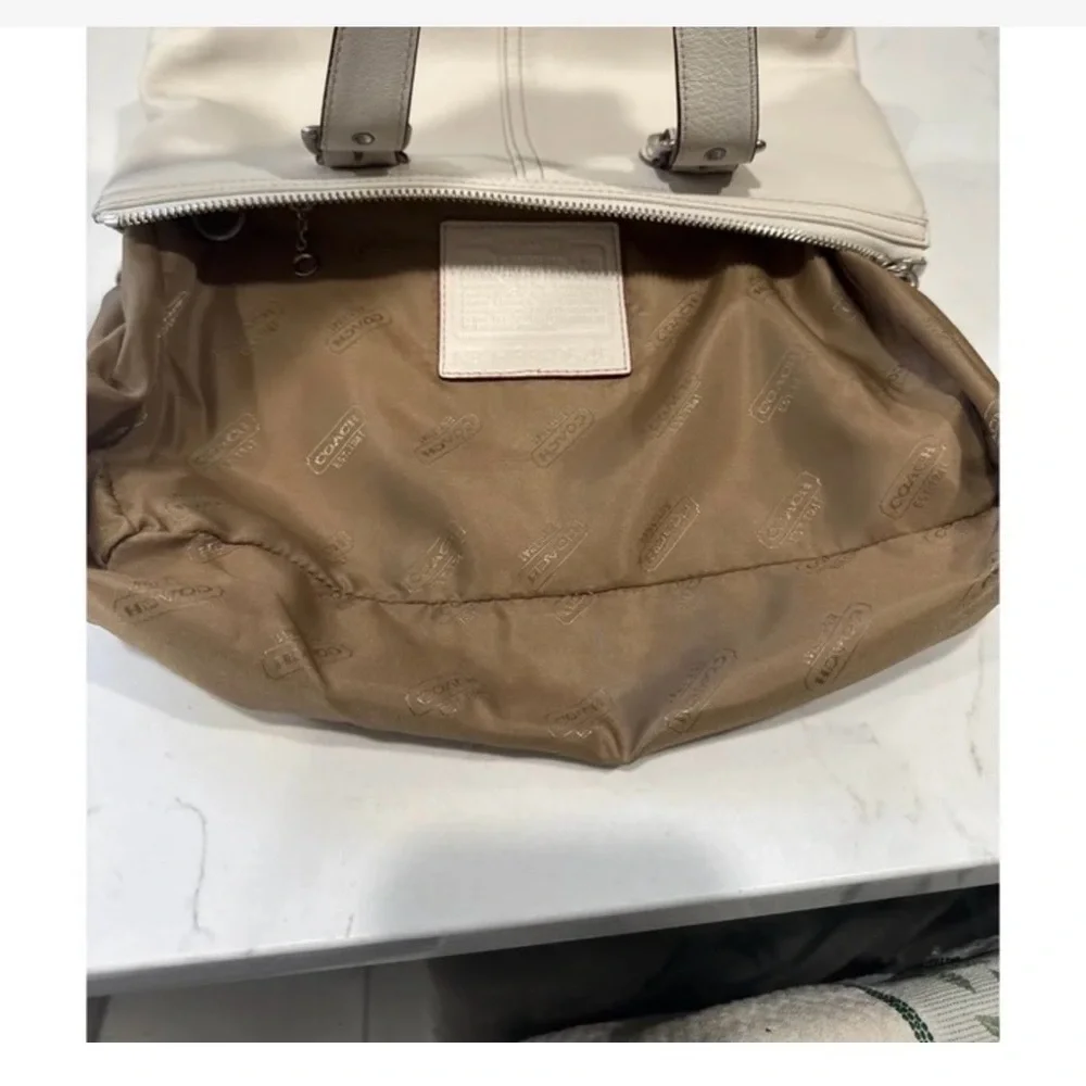 Coach Vintage Legacy Satchel.  Creed H33-9545 - Picture 8 of 9